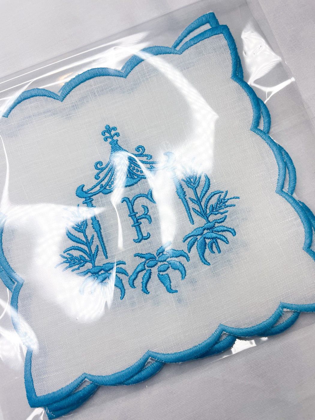 Scalloped Chinoiserie Blue Cocktail Napkins Coasters